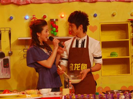 《综艺食8街》马天宇潸然泪下述成长