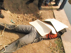 男子津河溺亡警方徵集線索:25-30歲 黑色夾克