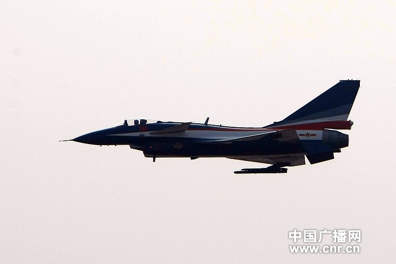 实拍珠海航展:歼10精彩特技 武器弹药大全(图)-珠海航展-北方网-新闻