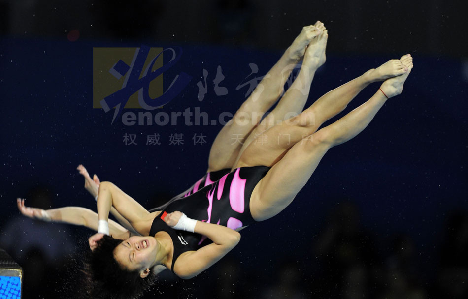 高清图:天津健儿汪皓跳水摘冠
