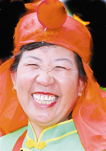 生活开心 笑意灿烂