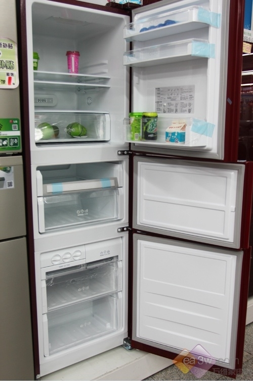 lg三门酒红设计 三门冰箱新上市受关注