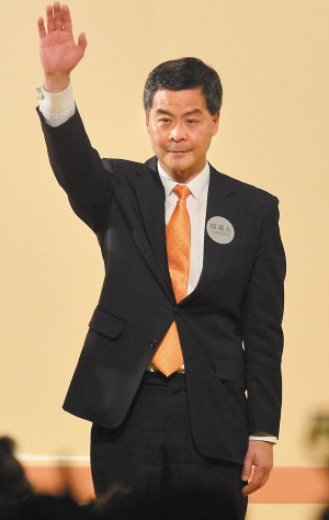 梁振英当选下任香港特首(图)