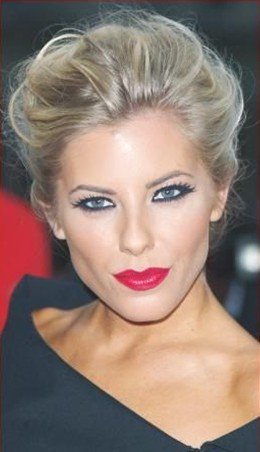 女星发型榜金发闪耀惹人爱