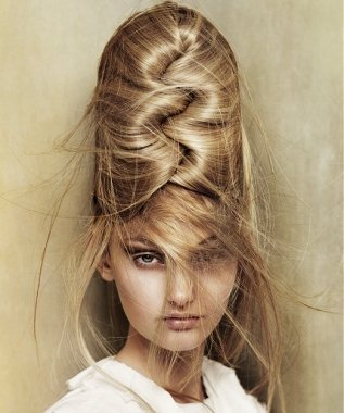 复古蜂窝头 引领"星"发型