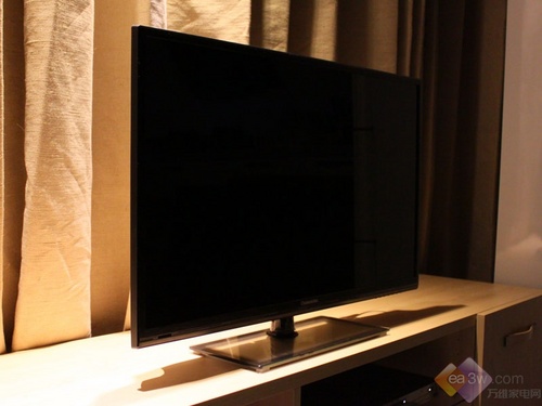 长虹3d32b2000ic液晶电视