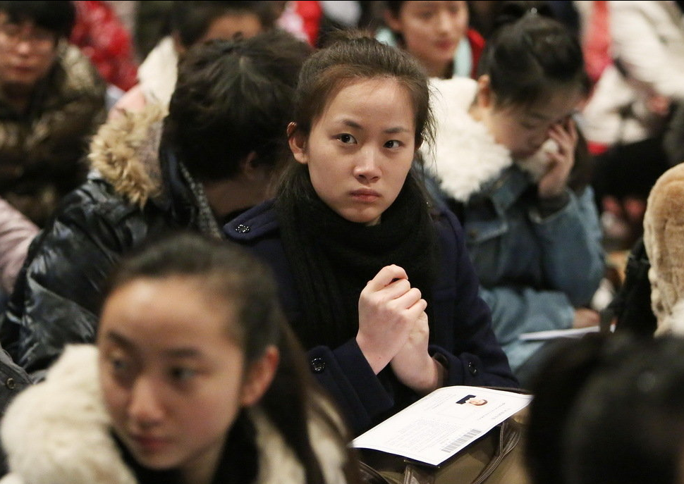 中央戲劇學院表演系初試開鑼,北京電影學院開始報名確認,2013年藝考大