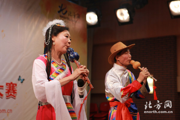 葫芦丝二重奏《雪域踢踏和甩葱歌》