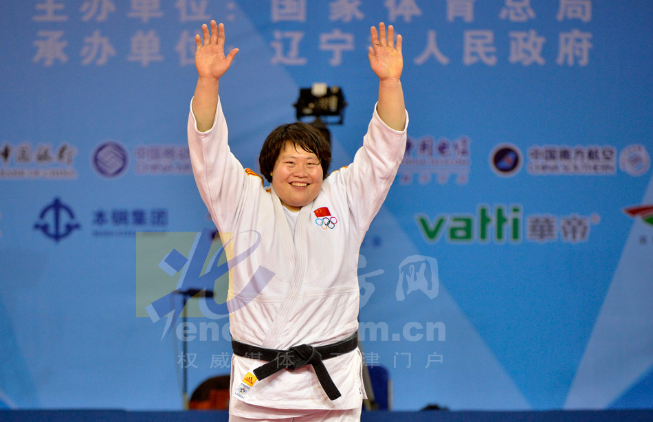 佟文获柔道 78公斤级金牌颁奖仪式