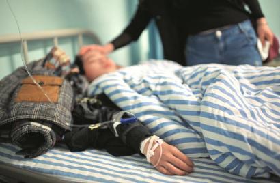 成都一小学生在校就餐后呕吐:肉汤有怪味