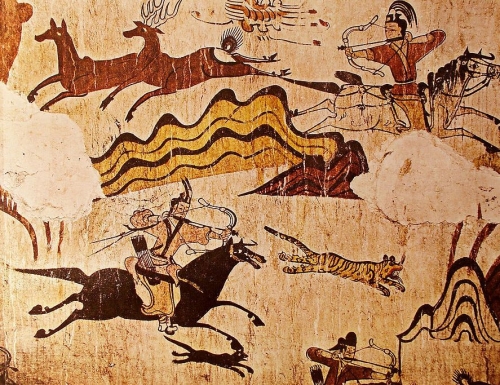 距集安市区3公里处,便是高句丽晚期的贵族墓葬五盔坟的所在,五座巨大