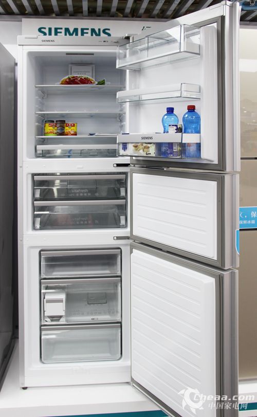 西门子bcd-296(kg30fs121c)冰箱打开全貌