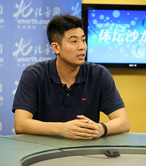 天津男篮队员徐磊做客《体坛沙龙》-体育节拍-北方网