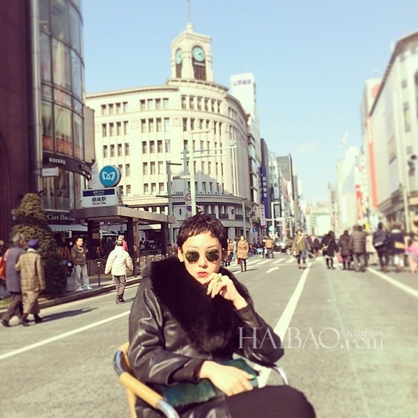 霓裳艳影 正文   图片来自instagram    日本当红it girl赤坂沙世