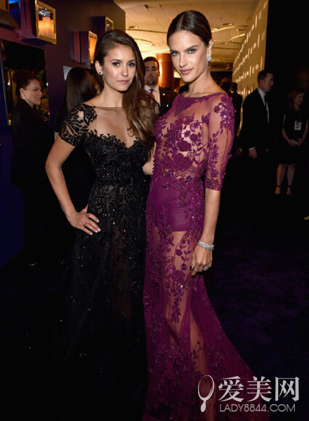 妮娜·杜波夫(nina dobrev)与亚历山大·安布罗休(alessandra