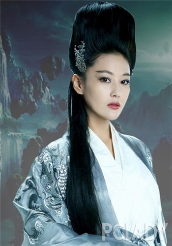 黑发美颜张馨予霸占荧屏