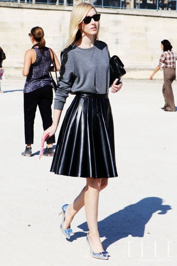 暖春衣橱必备:褶裥裙的百样风情