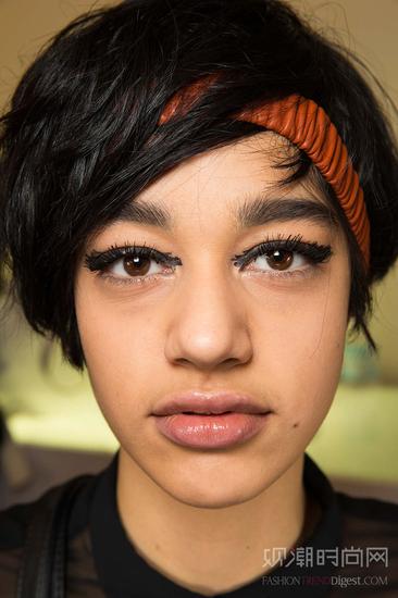 goddrie 特点:厚嘴唇,蒜头鼻,粗眉毛,黄皮肤 cierra skye 特点:菱形脸