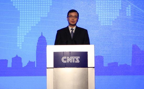 国家开发银行评审一局局长王卫军发布《2015年全国优选旅游项目》.