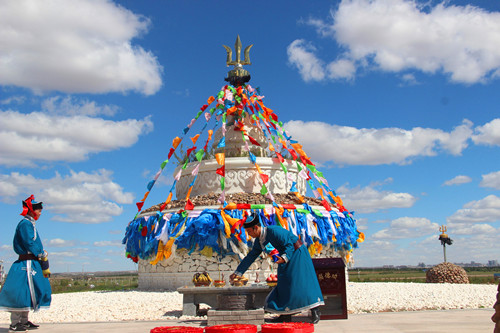 蒙古源流敖包祭祀