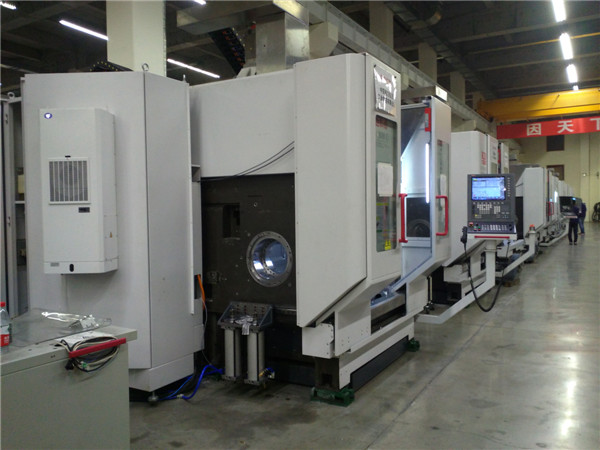 2015辽宁网络行探访大连光洋集团机床车间