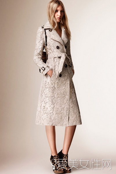 刘雯cara鸡毛姐 burberry集齐超模召唤啥?