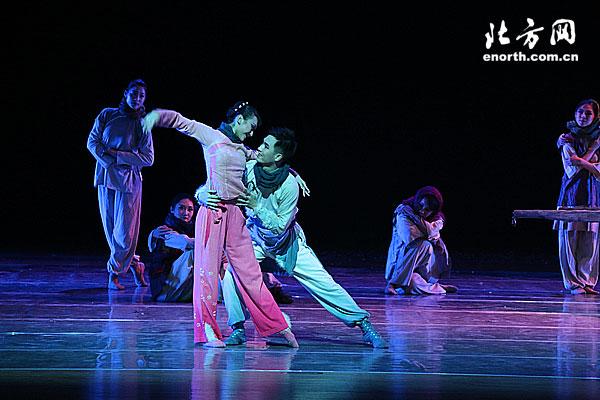 泥人的事连演4场月末赴河北省参加戏剧节