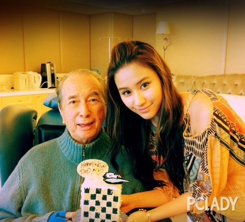 柯震东搭上何超莲 赌王千金发品甩嫩模八条街