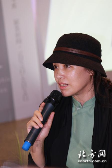 中国当代最优秀的女诗人翟永明