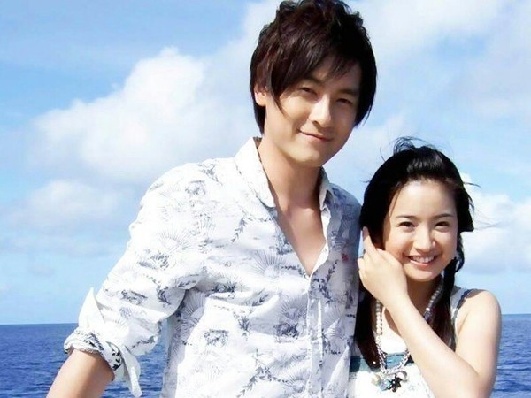 婴儿肥学林依晨选对发型 让你少女