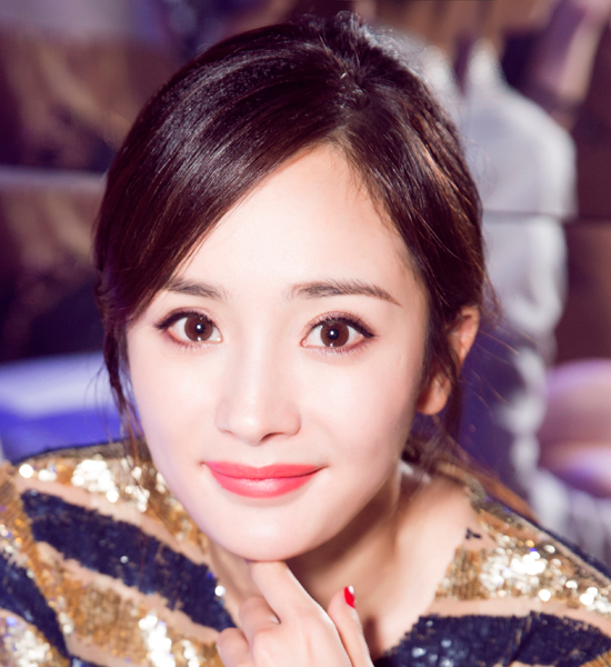 这款90度刘海火遍女神圈 你梳你也美