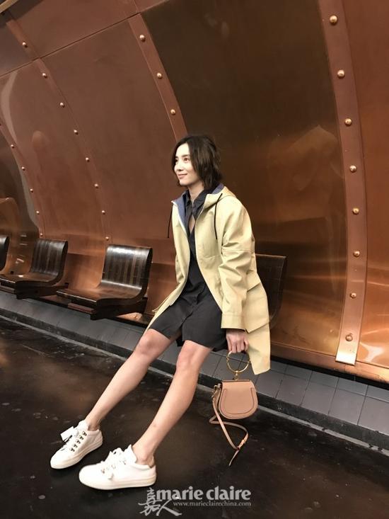 不拿下热巴杨幂都在背的包包 你的心不会痛吗