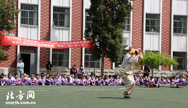 2018河北区非遗进校园活动在靖江路小学举行