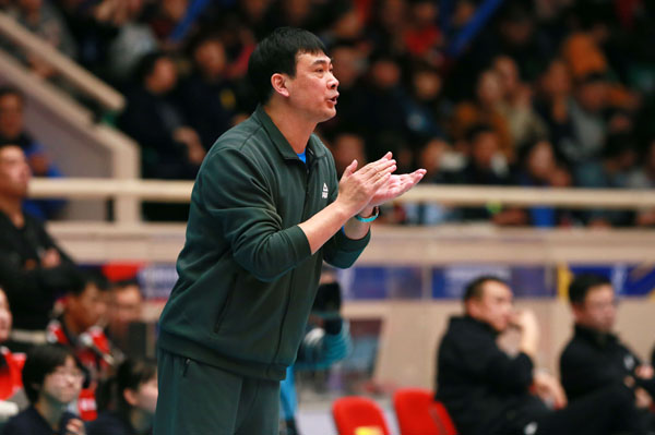 陈友泉:球队不放弃 李盈莹带伤应战展女排精神