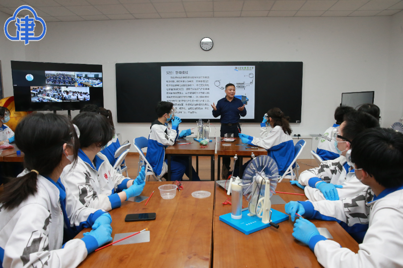 天津科技馆与耀华中学签约授牌暨物理生物特色展示活动-新闻中心-北方