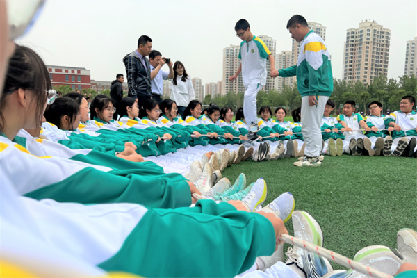 天津市实验中学津南学校开展"5·25"心理健康团体辅导活动