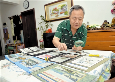 近日,来自本市剪报志愿者服务队的剪报爱好者李卫国历时一周时间,制作