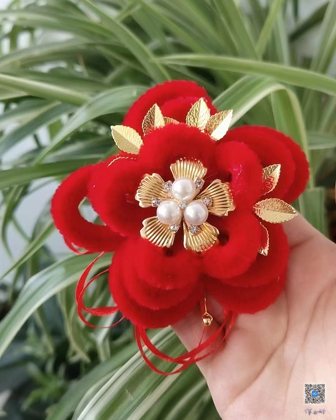 八里台镇绒花绽放祝福送上