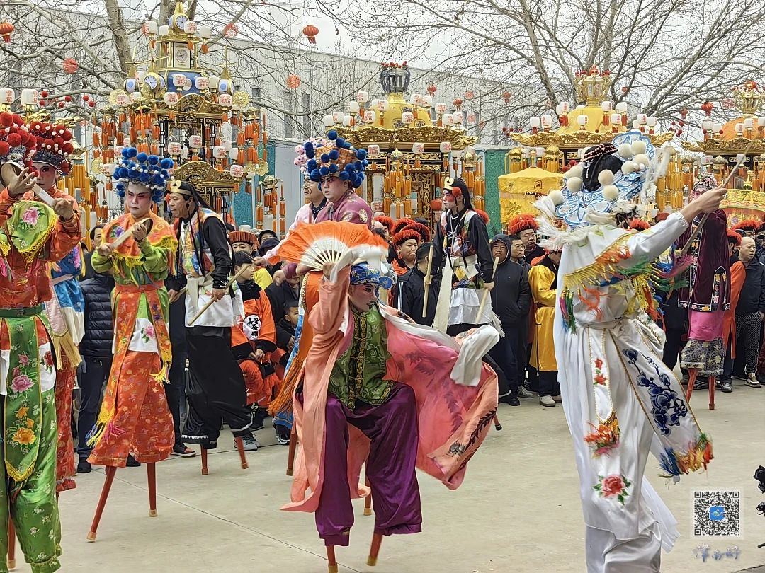 葛沽宝辇会亮相荣程集团呈现精彩民俗文化盛宴