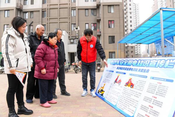 坚持疏堵结合东丽区军粮城街道开展社区消防安全隐患治理行动