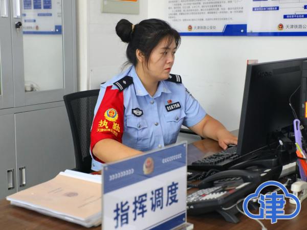 "警警"相依 三倍守护 不一样的战友情